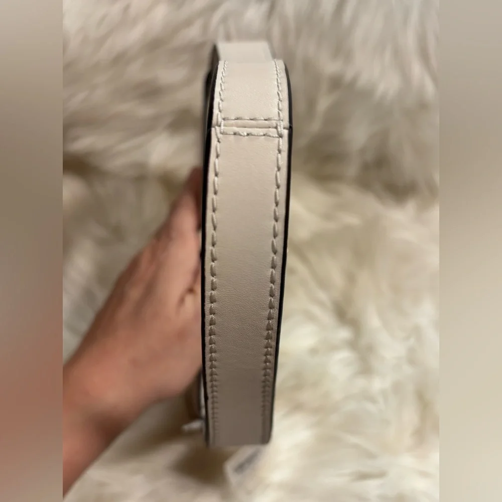 Michael Kors Lyra Small Leather Pochette NWT - Picture 13 of 16